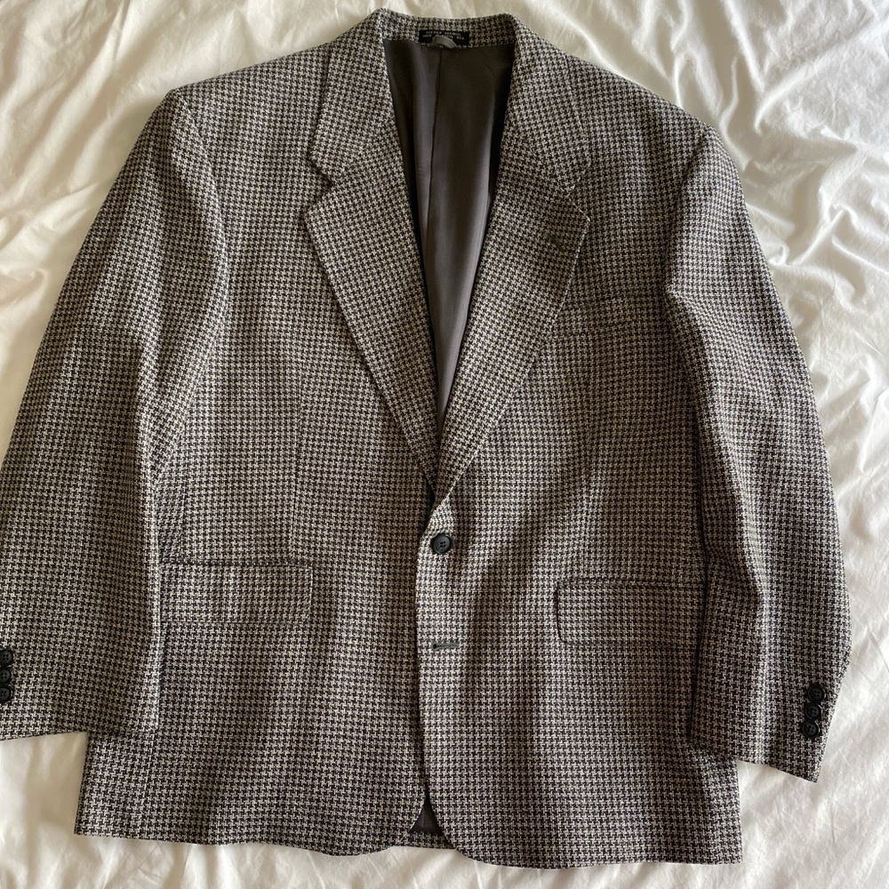 Elegant Black and White Houndstooth Blazer